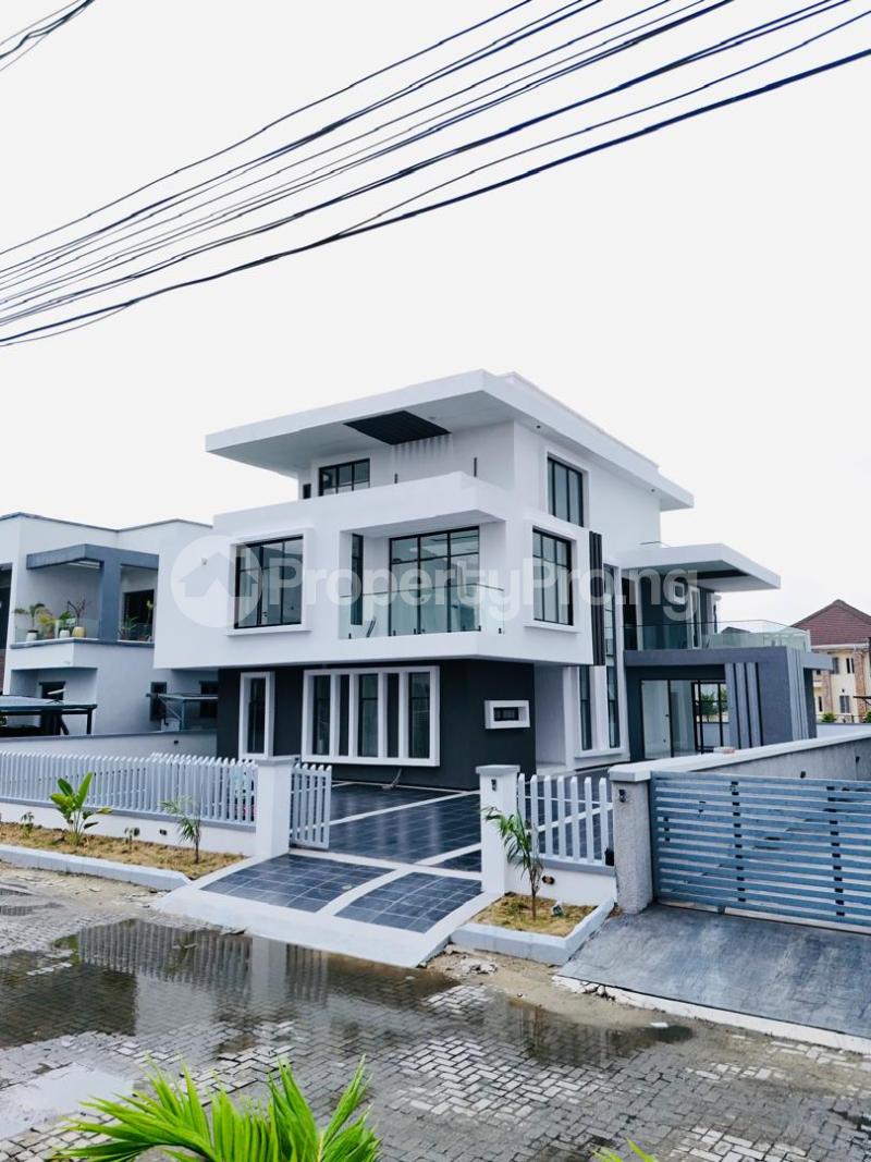 5 bedroom House for sale Orchid Road Chevron Lekki Lagos