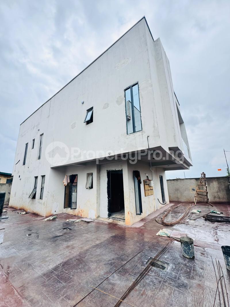 4 bedroom House for sale Ogba Lagos