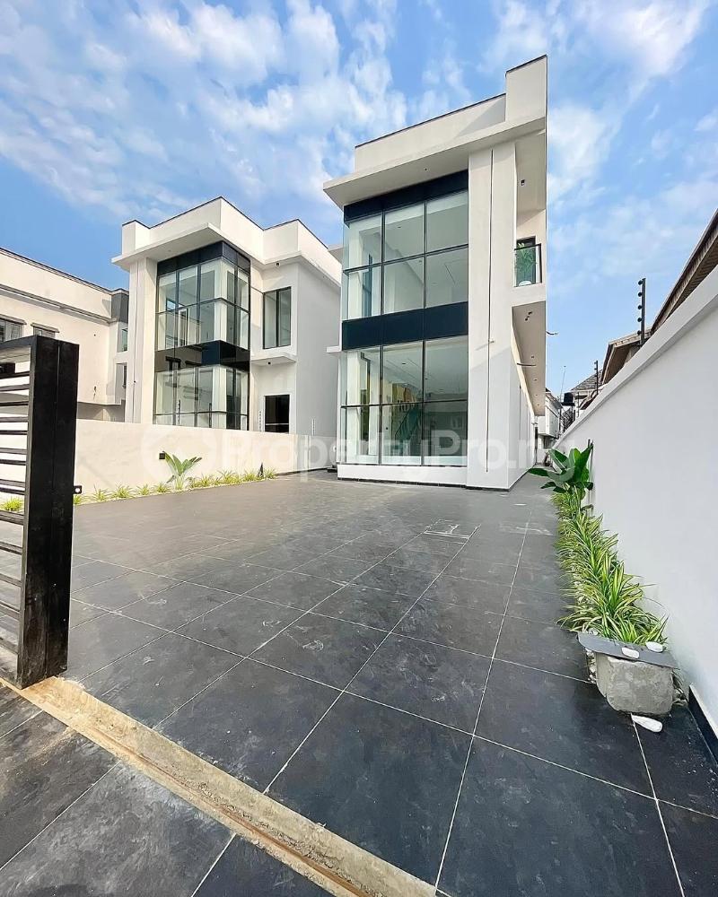 5 bedroom House for sale Ikota Lekki Lagos