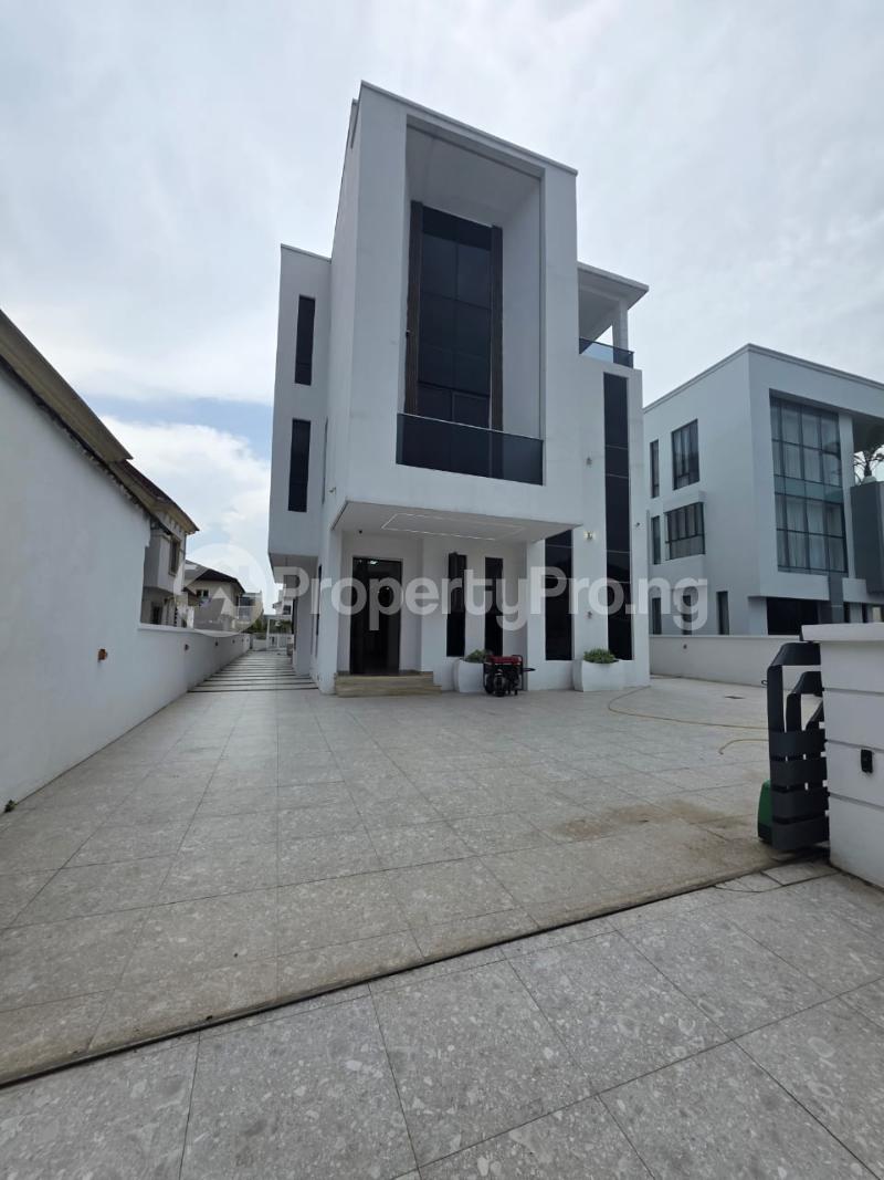 5 bedroom House for sale Pinnock Beach Estate Lekki Lagos