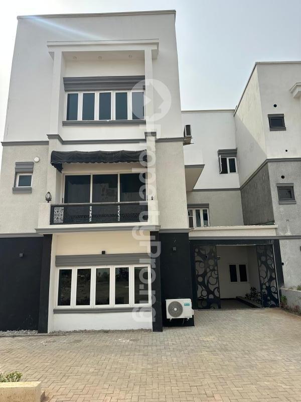 4 bedroom House for sale Katampe Abuja