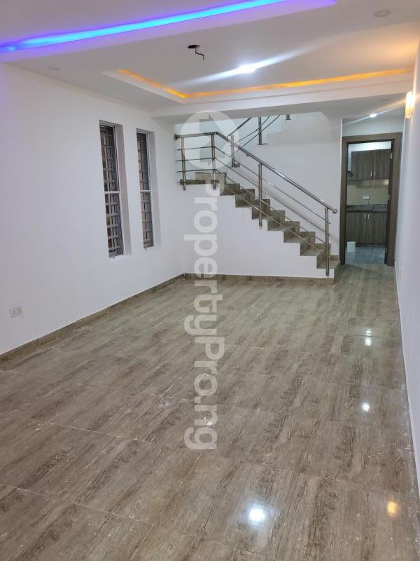 4 bedroom House for rent Ologolo Lekki Lagos