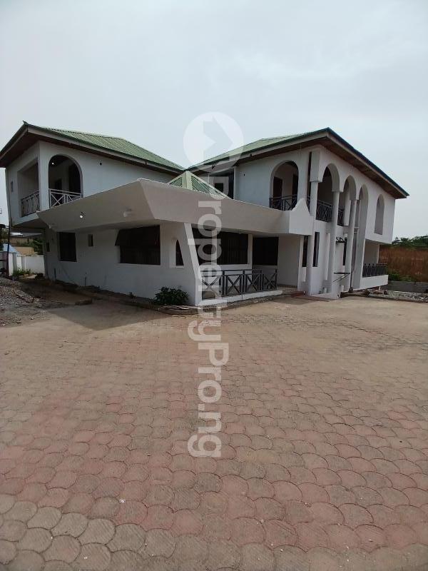 8 bedroom House for rent  Asokoro Abuja