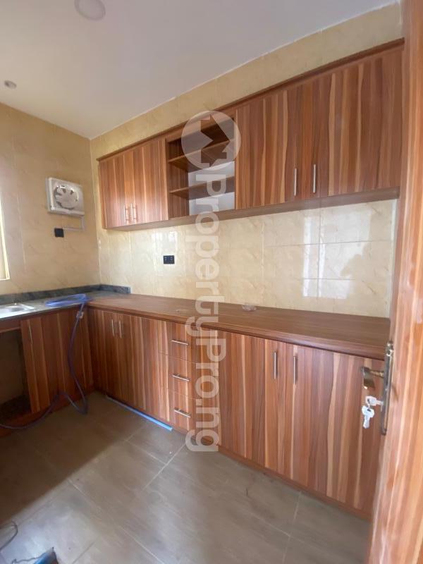 2 bedroom House for rent Close To Evercare Lekki Phase 1 Lekki Phase 1 Lekki Lagos