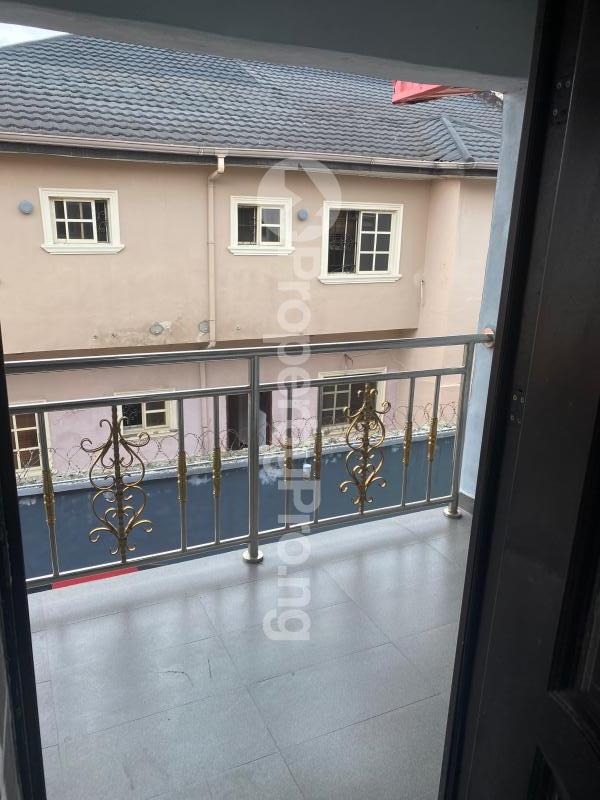 1 bedroom Flat / Apartment for rent chevron Lekki Lagos