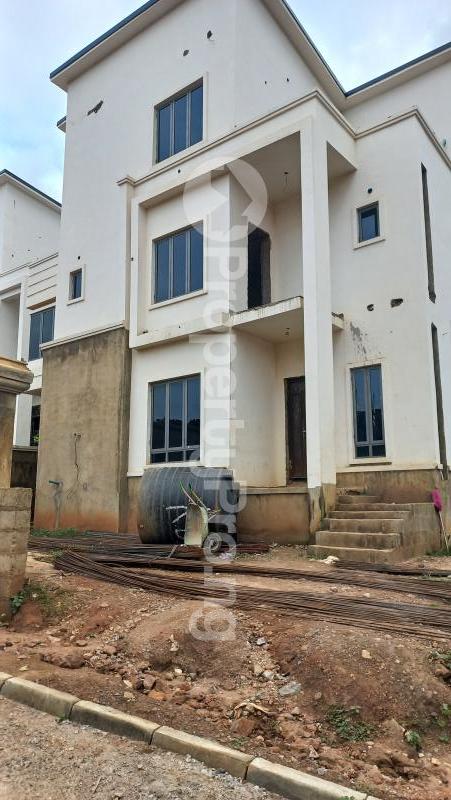 5 bedroom House for sale Guzape Abuja