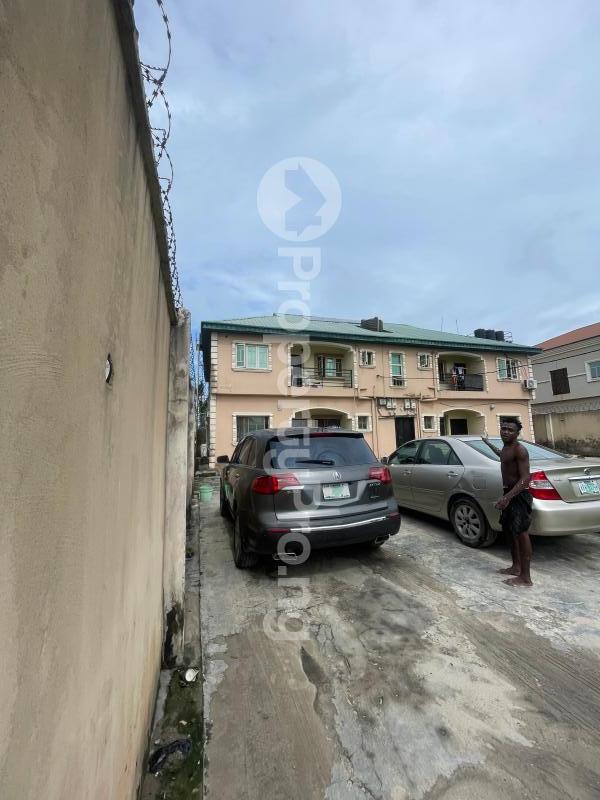 2 bedroom House for rent Off Mobil Road Ilaje Ajah Lagos