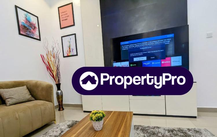 4 bedroom House for shortlet Royal Pines Estate. Orchid Road, Lekki, Lagos Lekki Lagos