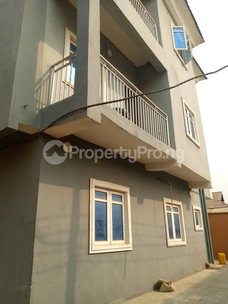 3 bedroom Flat / Apartment for rent Iwaya Yaba Lagos