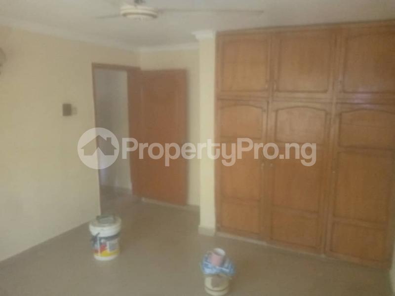 2 bedroom Flat / Apartment for rent   Onike Yaba Lagos