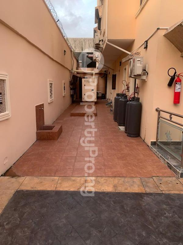 1 bedroom Flat / Apartment for rent Lekki Phase 1 Lekki Lagos
