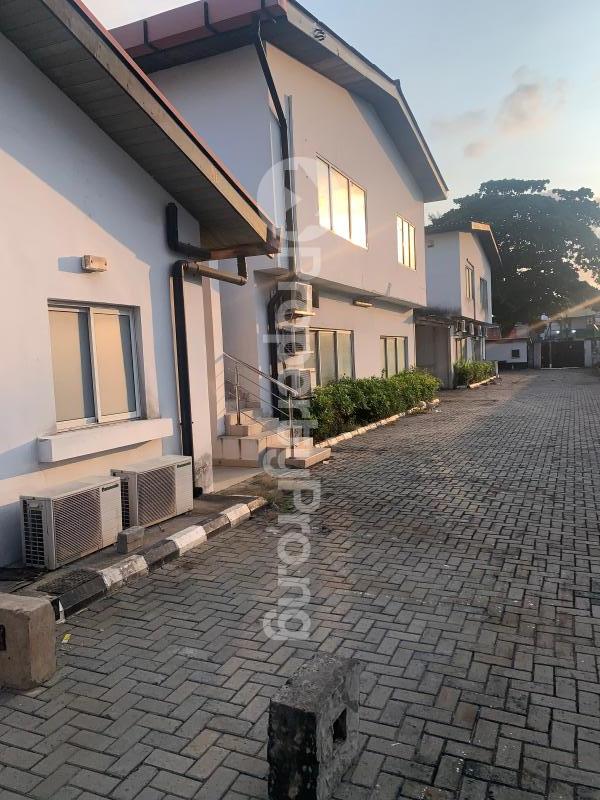 10 bedroom Commercial Property for rent Victoria Island Lagos