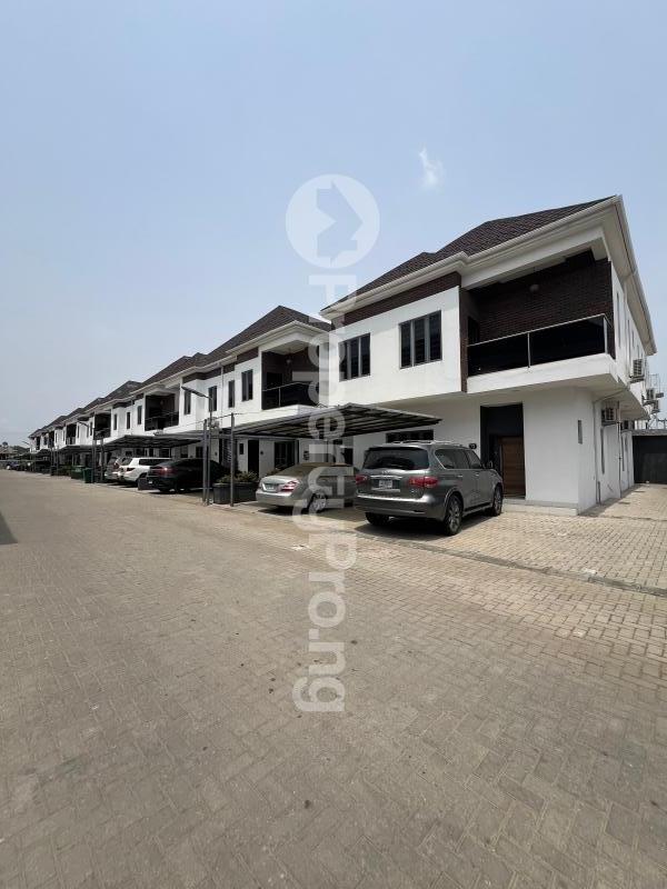 4 bedroom House for sale chevron Lekki Lagos