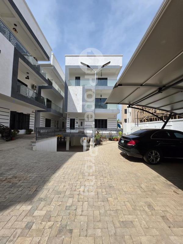 4 bedroom House for sale Utako Abuja