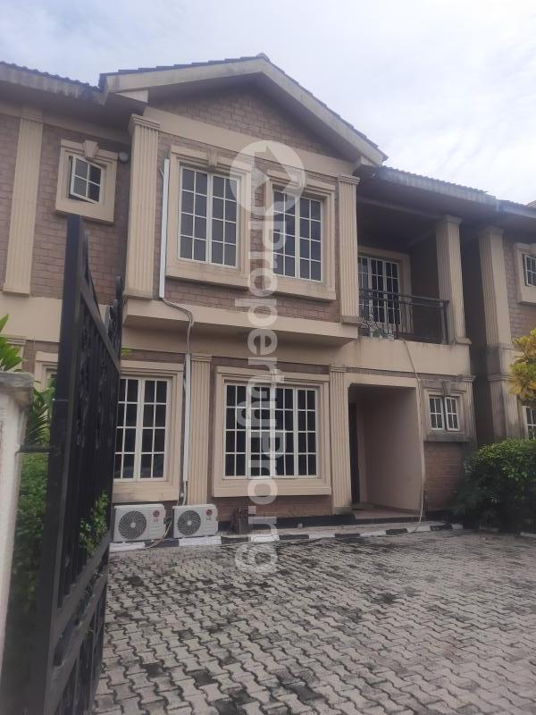 4 bedroom House for rent Amen Estate Eleko Ibeju-Lekki Lagos