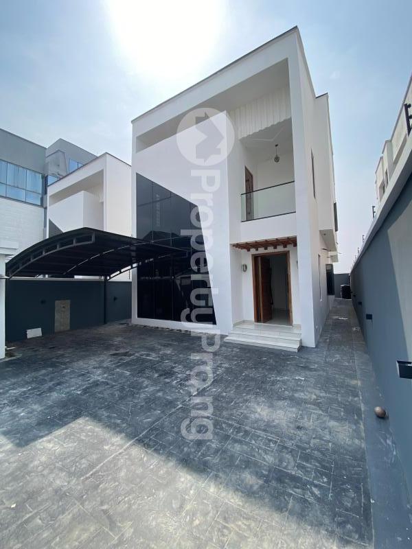 5 bedroom House for sale Chevron Lekki Lagos