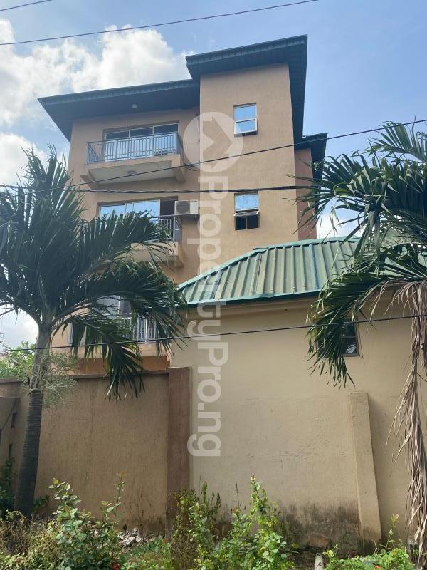 10 bedroom House for rent Shonibare Estate Maryland Lagos