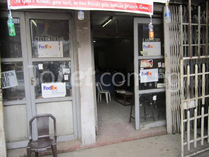 Commercial Property for rent 93, Ojuelegba Road, Surulere. Surulere Surulere Lagos - 0