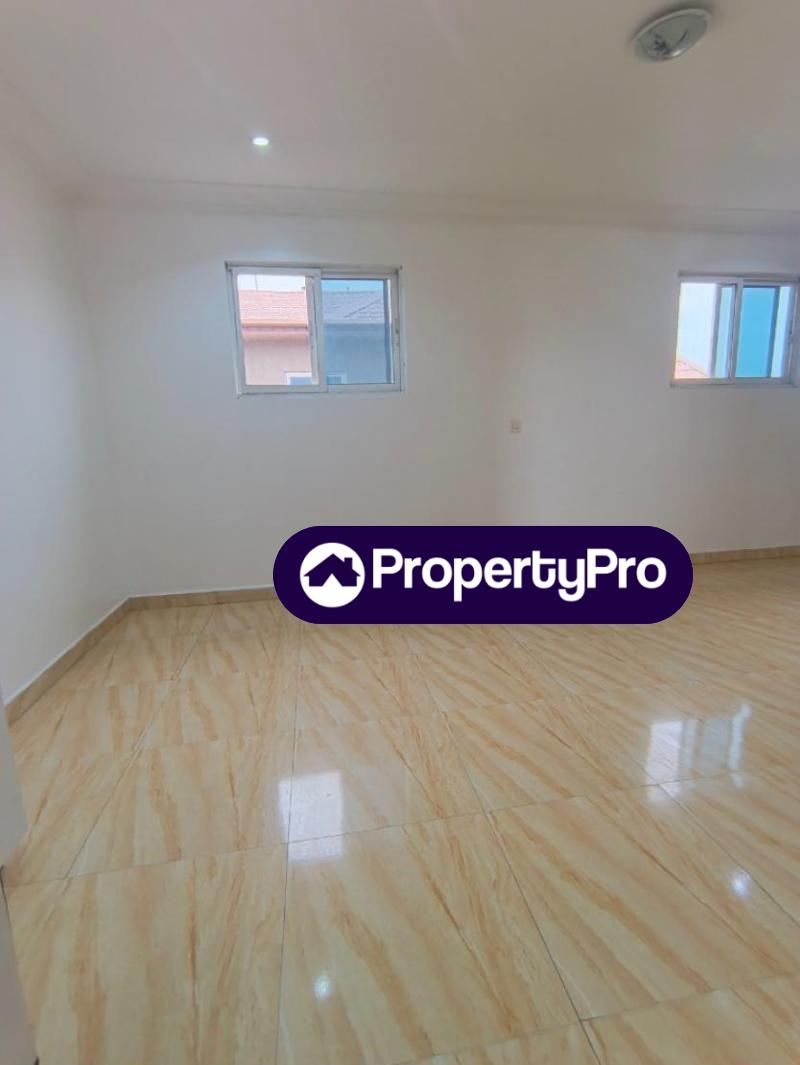 Flat / Apartment for rent Close To Circle Mall, Jakande, Lekki Lagos