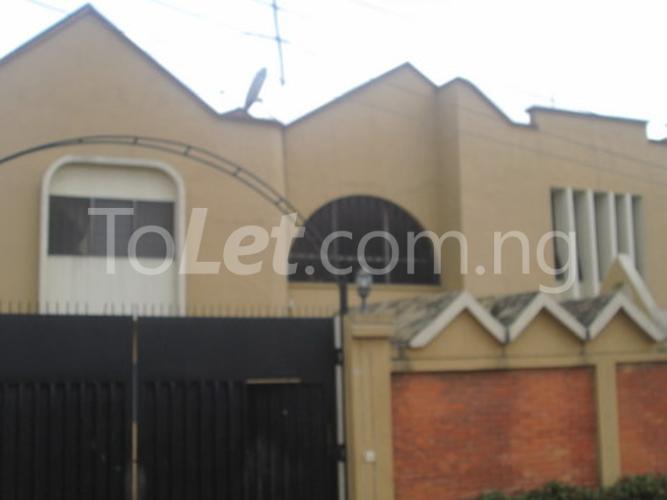4 bedroom Flat / Apartment for rent 1, Oke Street, Medina Estate, Ifako Gbagada Gbagada Lagos