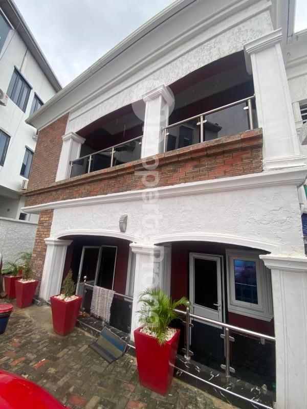 2 bedroom Flat / Apartment for rent  Ologolo Lekki Lagos