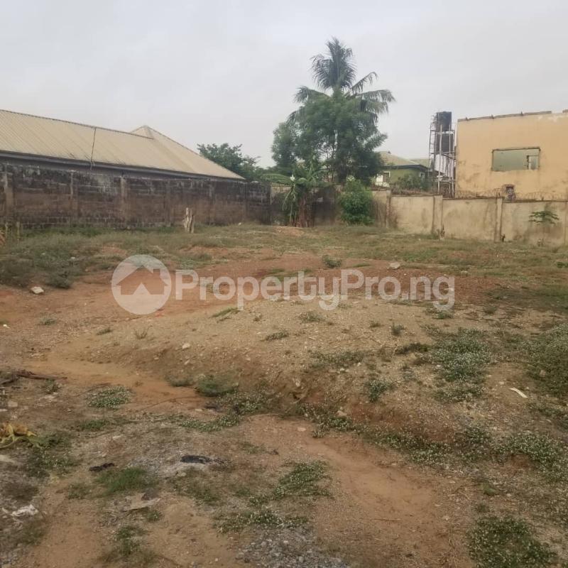 Land for sale Aare Oluyole Estate Ibadan Oyo