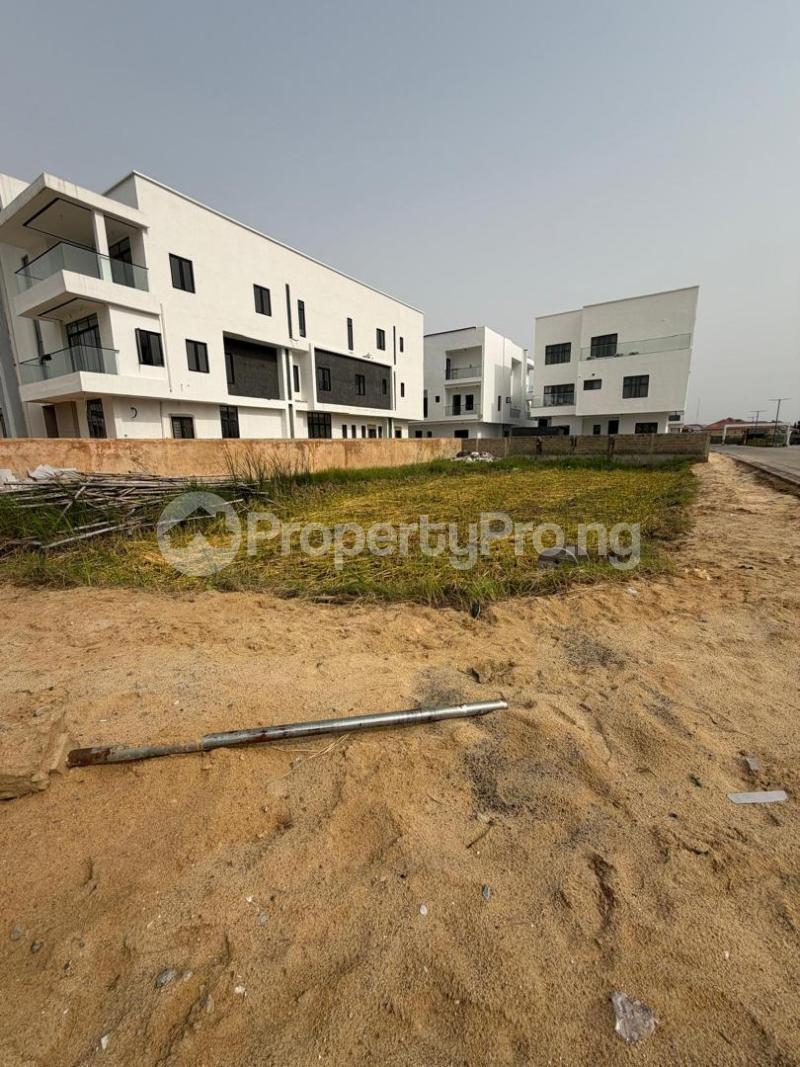 Land for sale Hampton Bay Ikate Lekki Lagos