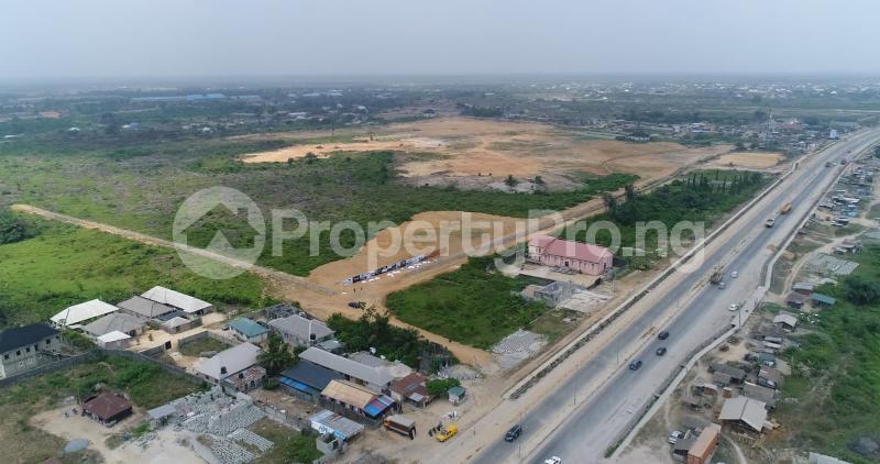 Land for sale Okeogun, Expressway Ibeju-Lekki Lagos - 0