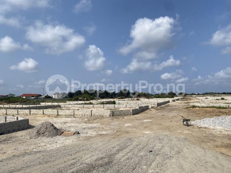 Land for sale Off Lekki Epe Express Way,beside Eleganza Ibeju-Lekki Lagos