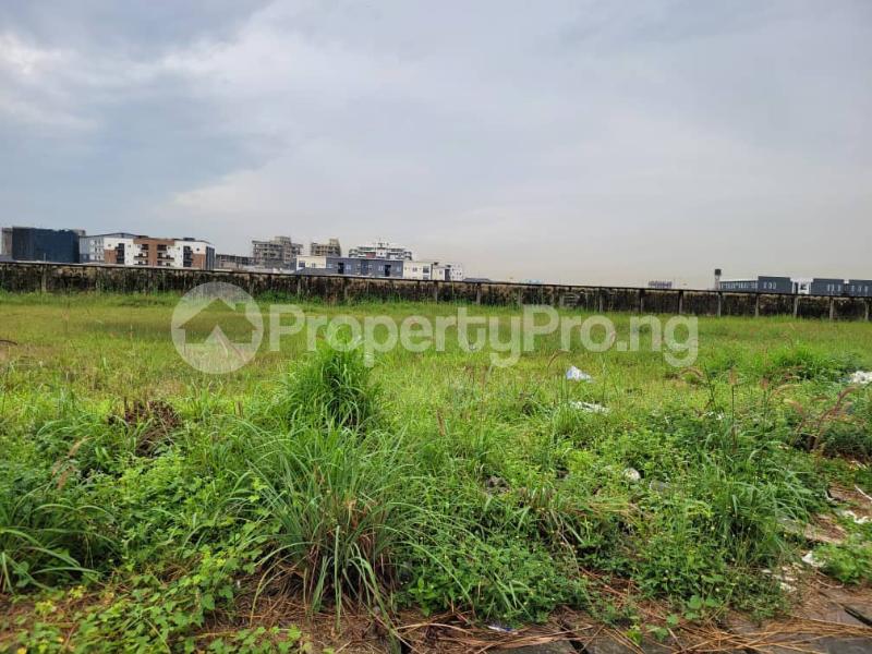 Land for sale Admiralty Road Lekki Lagos