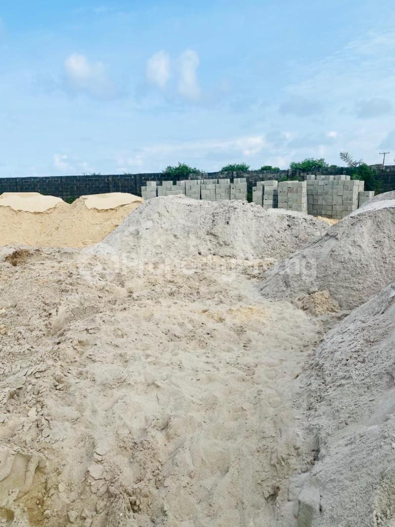 Land for sale Arcadia Estate Osapa london Lekki Lagos