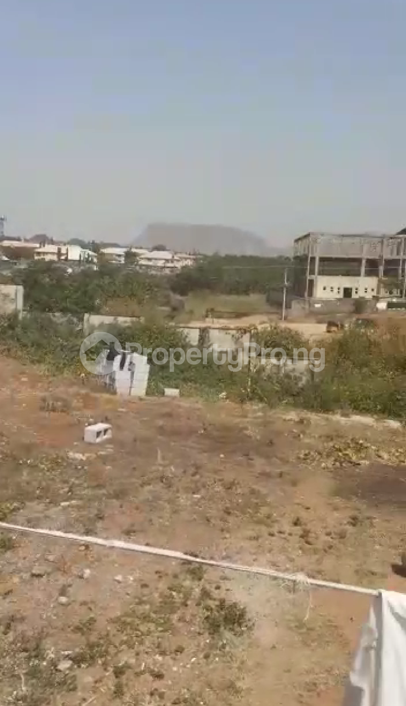 Land for sale W Gwarinpa Abuja