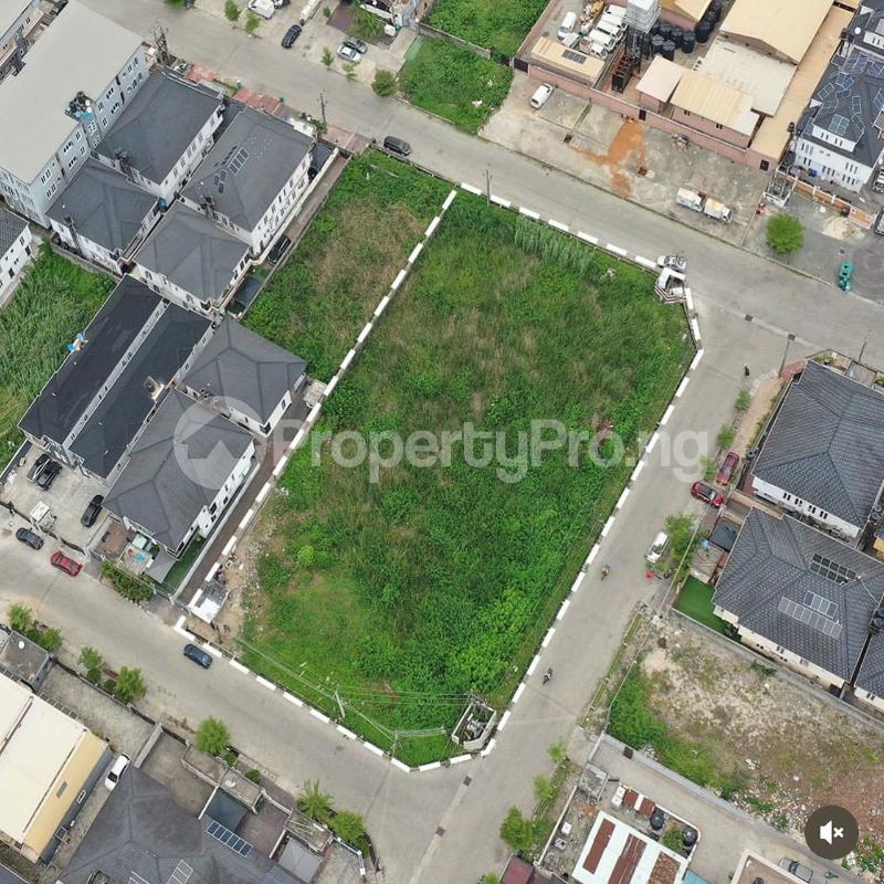 Land for sale chevron Lekki Lagos