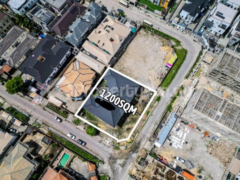 Land for sale Natalie Daniyan/ogunniyi Lekki Phase 1 Lekki Lagos