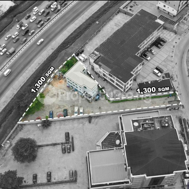 Land for sale Facing Lekki Epe Expressway, Lekki Phase 1 Lekki Lagos