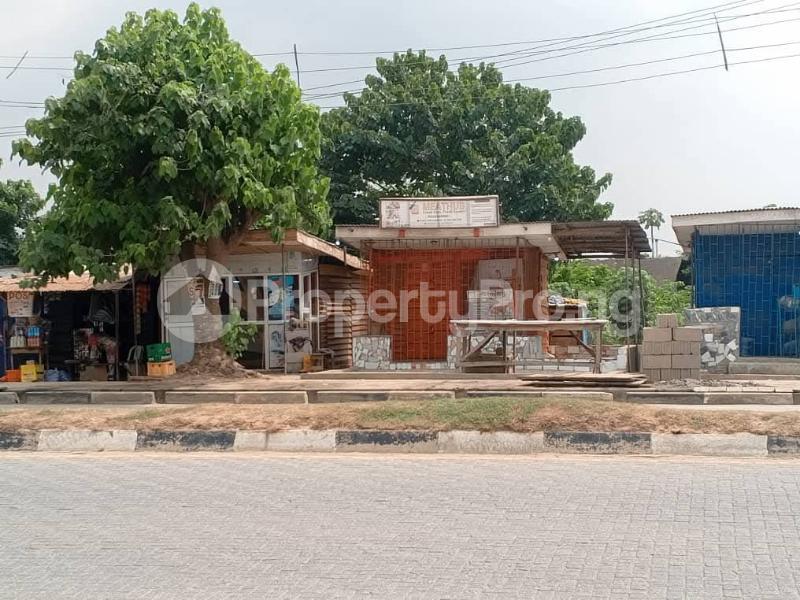 Land for sale Along Ibeshe Road, Ikorodu Lagos