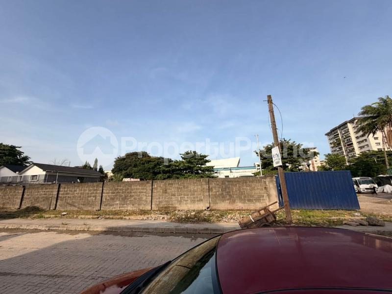 Land for sale Adeola Odeku Victoria Island Lagos