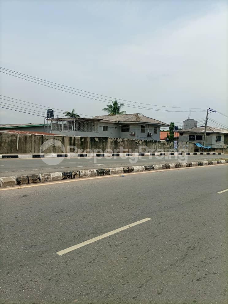 Land for sale Facing Main Road Ring Rd Ibadan Oyo