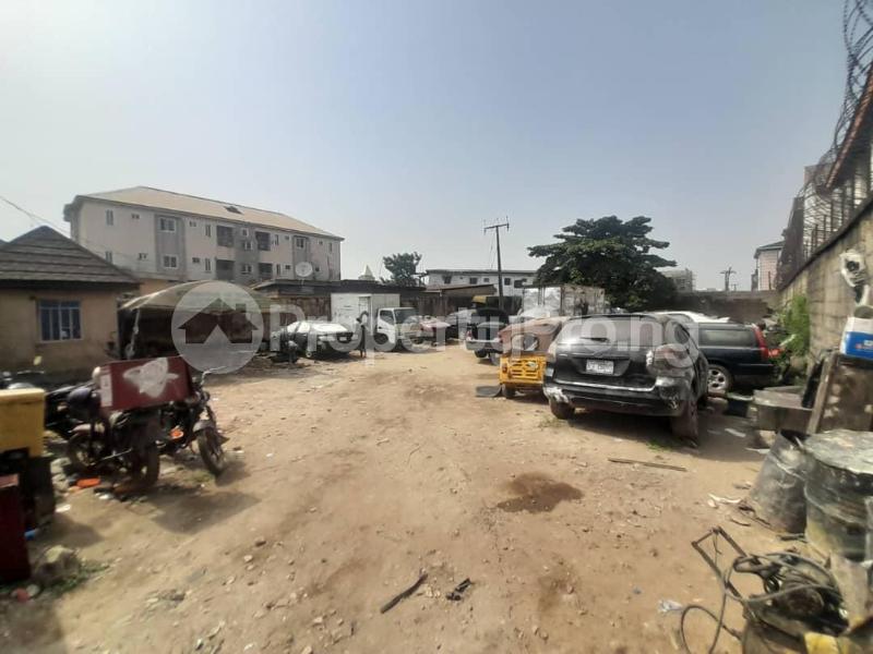 Land for sale Oyadiran Estate, Sabo Yaba Lagos