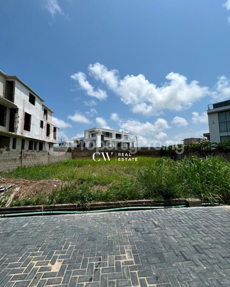 Land for sale Osapa london Lekki Lagos