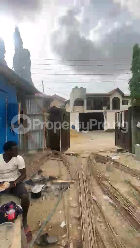 Land for sale Sholuyi Gbagada Lagos