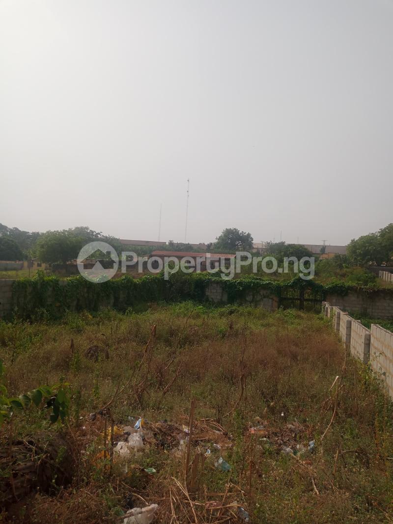 Land for sale Oba Akinzua Street, Onireke Jericho Gra Ibadan Jericho Ibadan Oyo