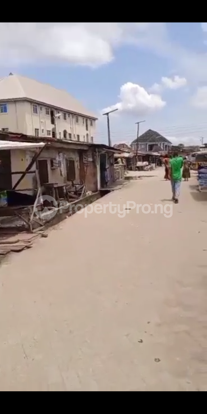 Land for sale Off Ijesha Road Ijesha Surulere Lagos