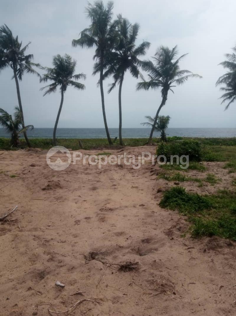 Land for sale Okunmopo Ogombo Lekki Lagos Ologolo Lekki Lagos - 0