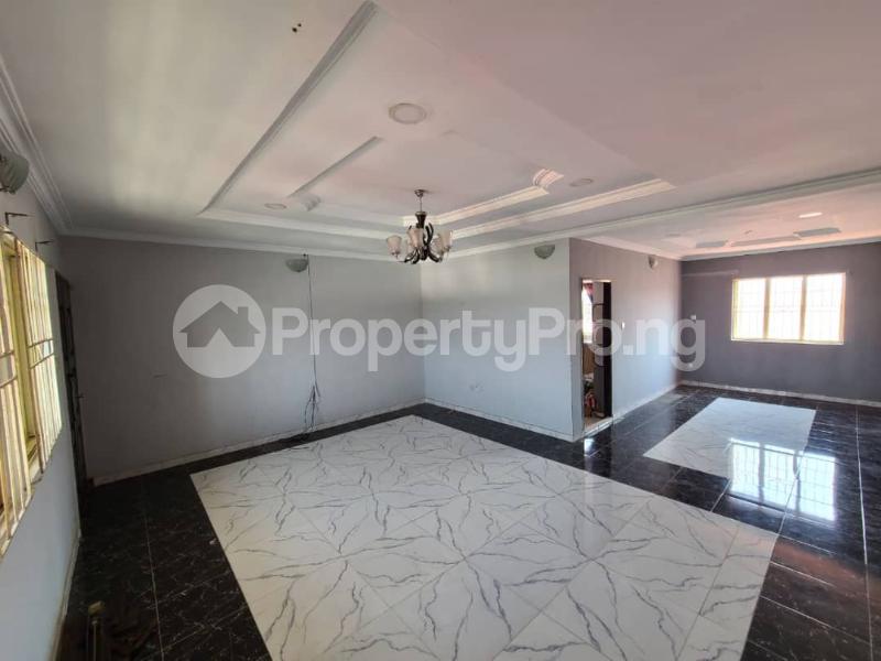 2 bedroom House for rent Ilasan Estate Lekki Lagos