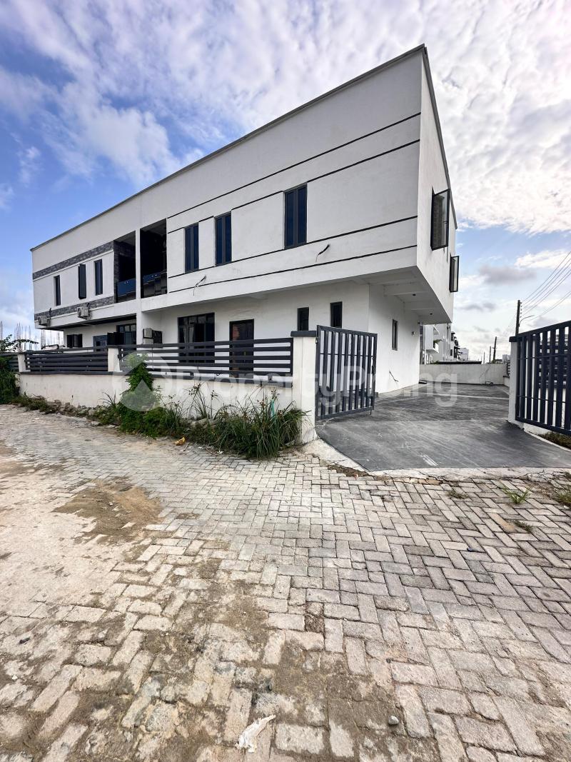 4 bedroom House for sale Orchid Lekki Lagos