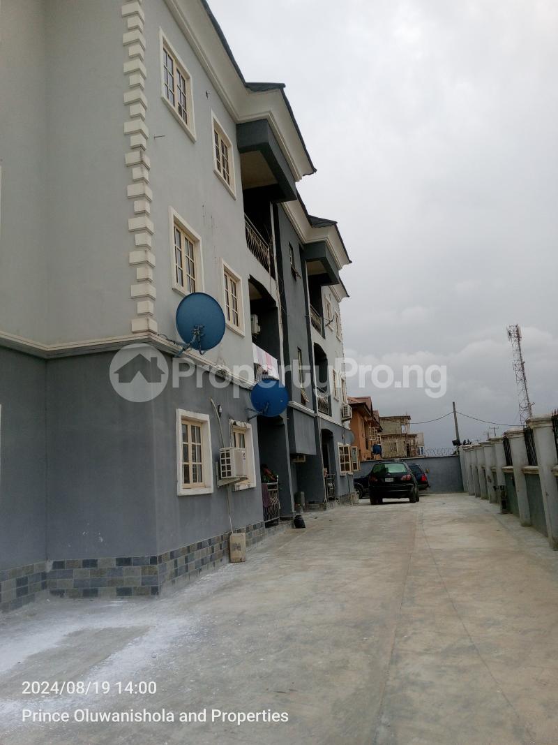 3 bedroom Flat / Apartment for rent Valley View Estate Off Ebute Igbogbo Road Ebute Ikorodu Lagos