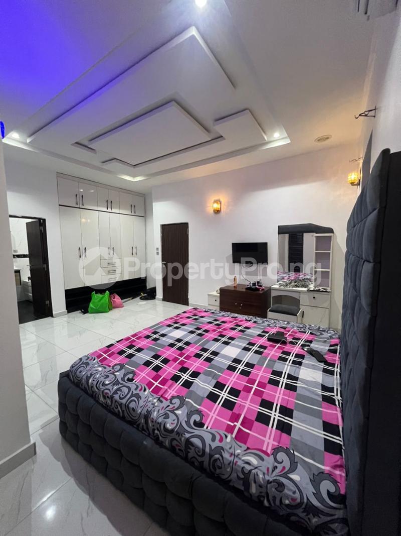 1 bedroom Flat / Apartment for rent Lekki Lagos