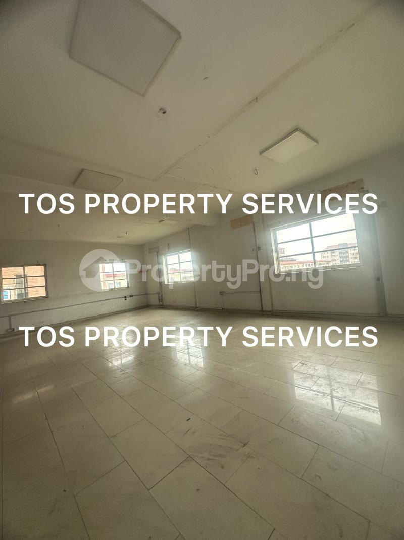 Commercial Property for rent By Herbert Macaulay Way, Yaba, Lagos Yaba Lagos