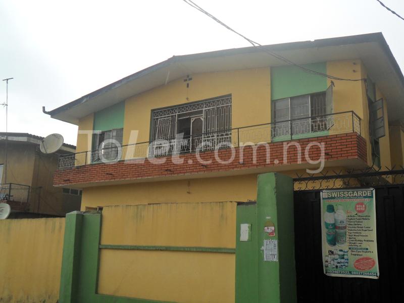 3 bedroom Flat / Apartment for rent Alhaji Amoo Ojota Ojota Lagos